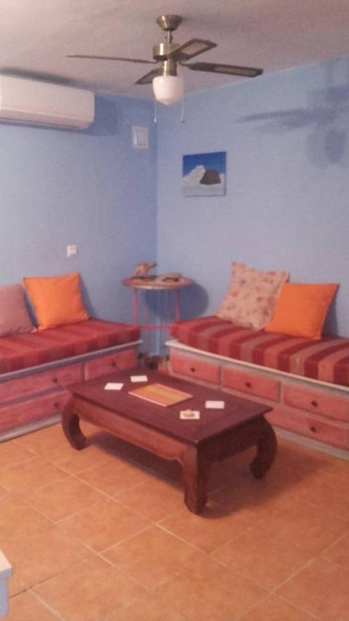 Almayate Hippie Shack Dış mekan fotoğraf